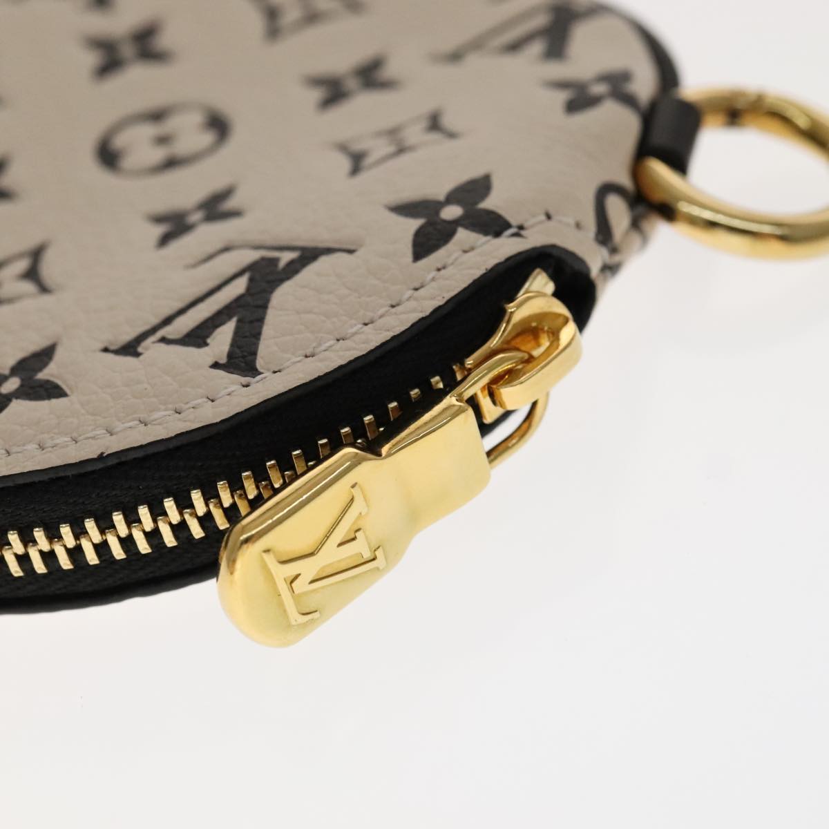 Louis Vuitton fashion, Louis Vuitton bags, Louis Vuitton luxury accessories