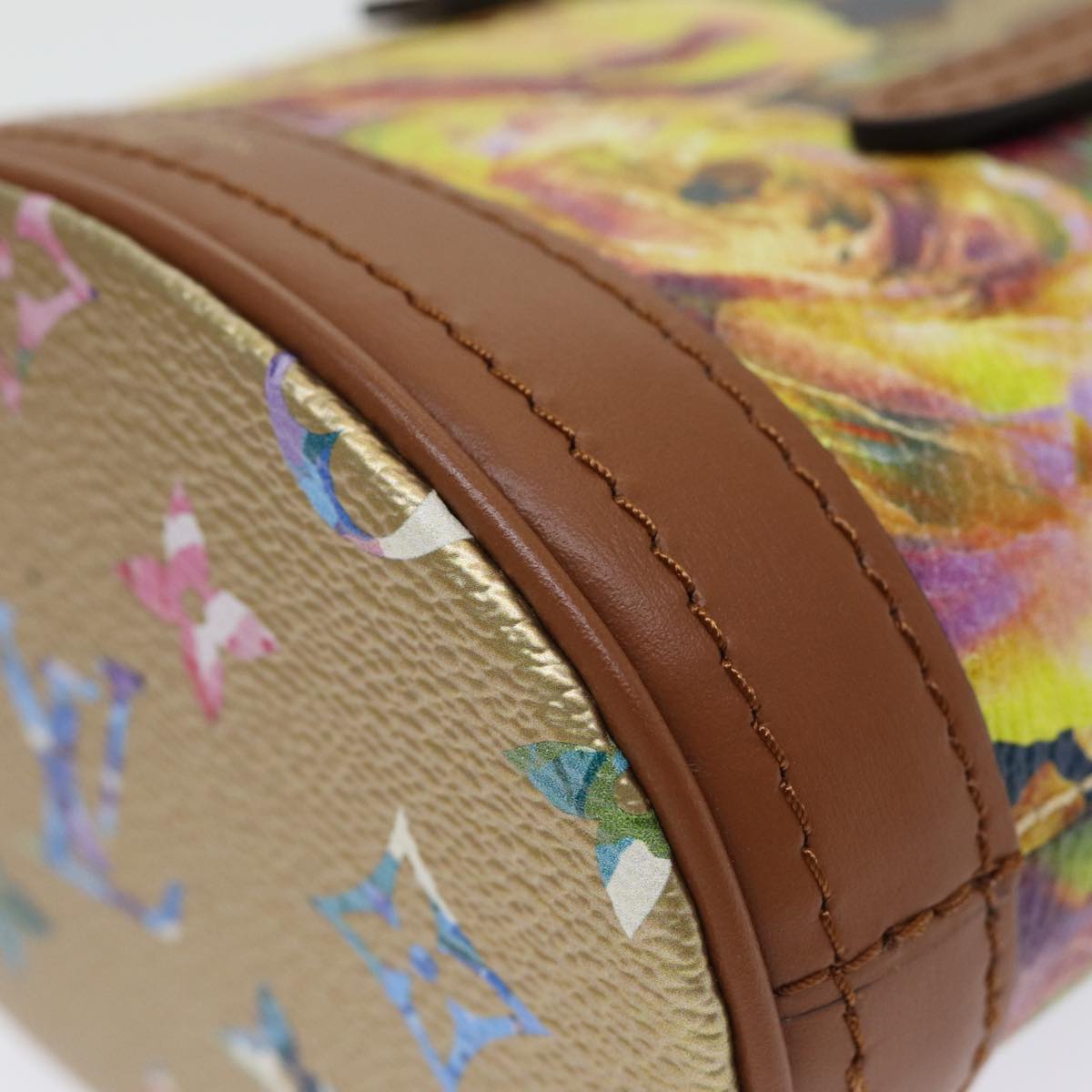 Louis Vuitton Bucket bag, LV Bucket bag, luxury Louis Vuitton bucket handbag