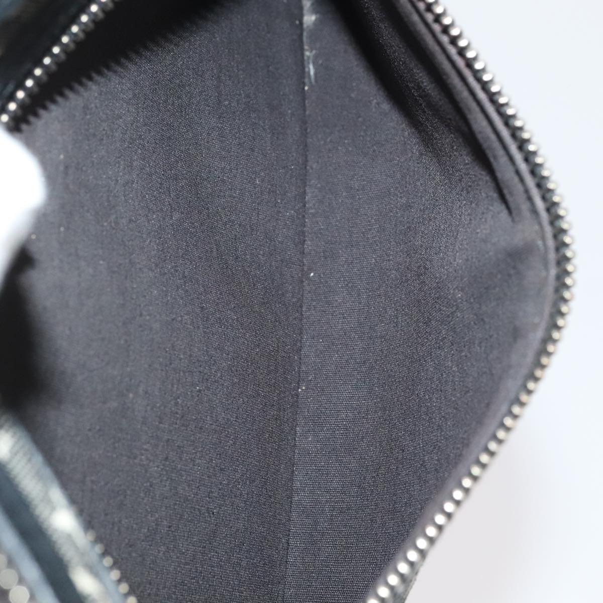 Louis Vuitton Pochette Bag – Chic & Versatile