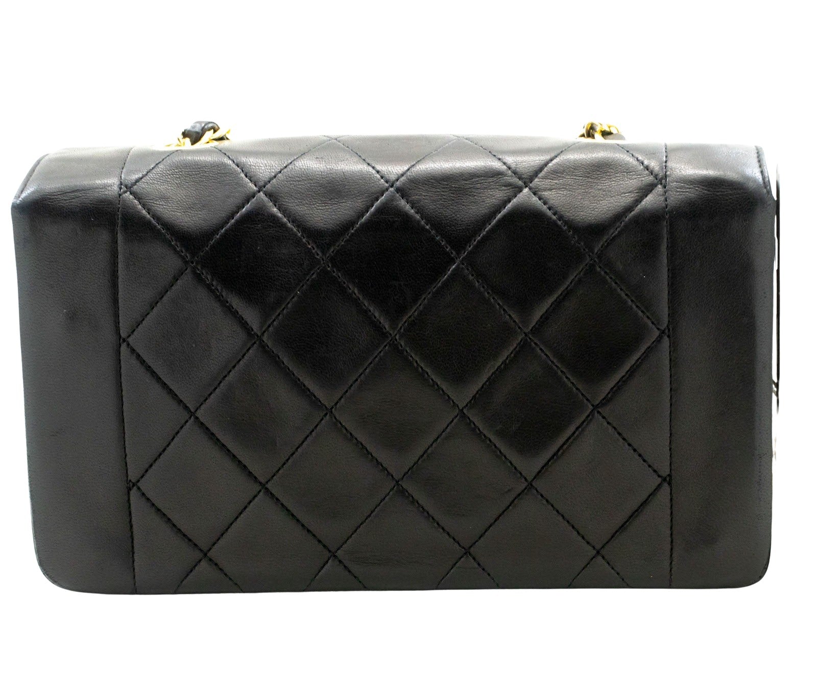 Chanel Diana Bag – Vintage & Elegant Classic Handbag