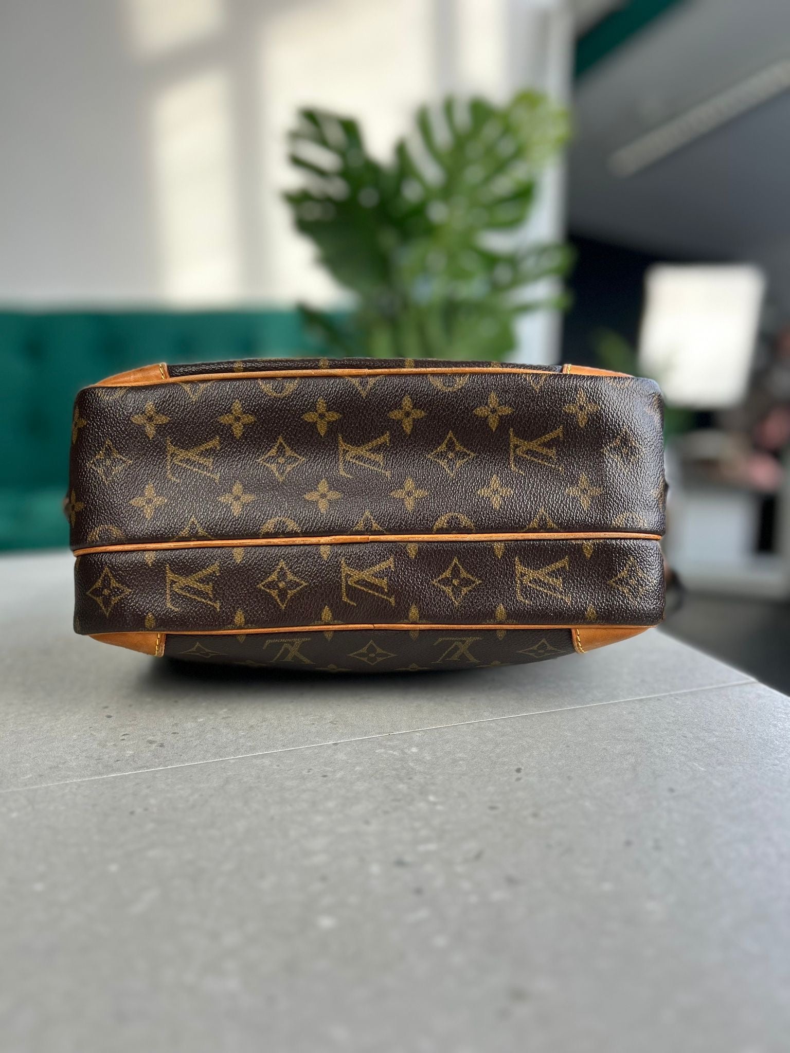 Louis Vuitton Nile Crossbody Bag - My Luxury Labels