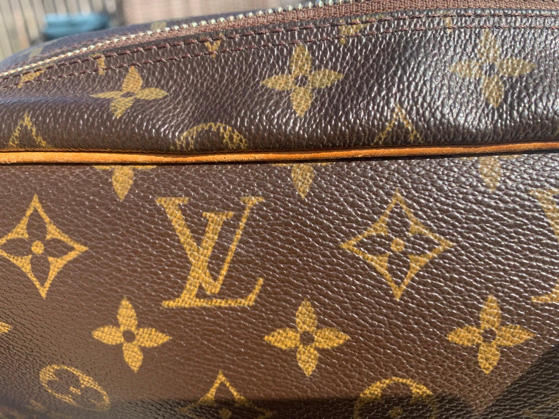Louis Vuitton Nile Crossbody Bag - My Luxury Labels